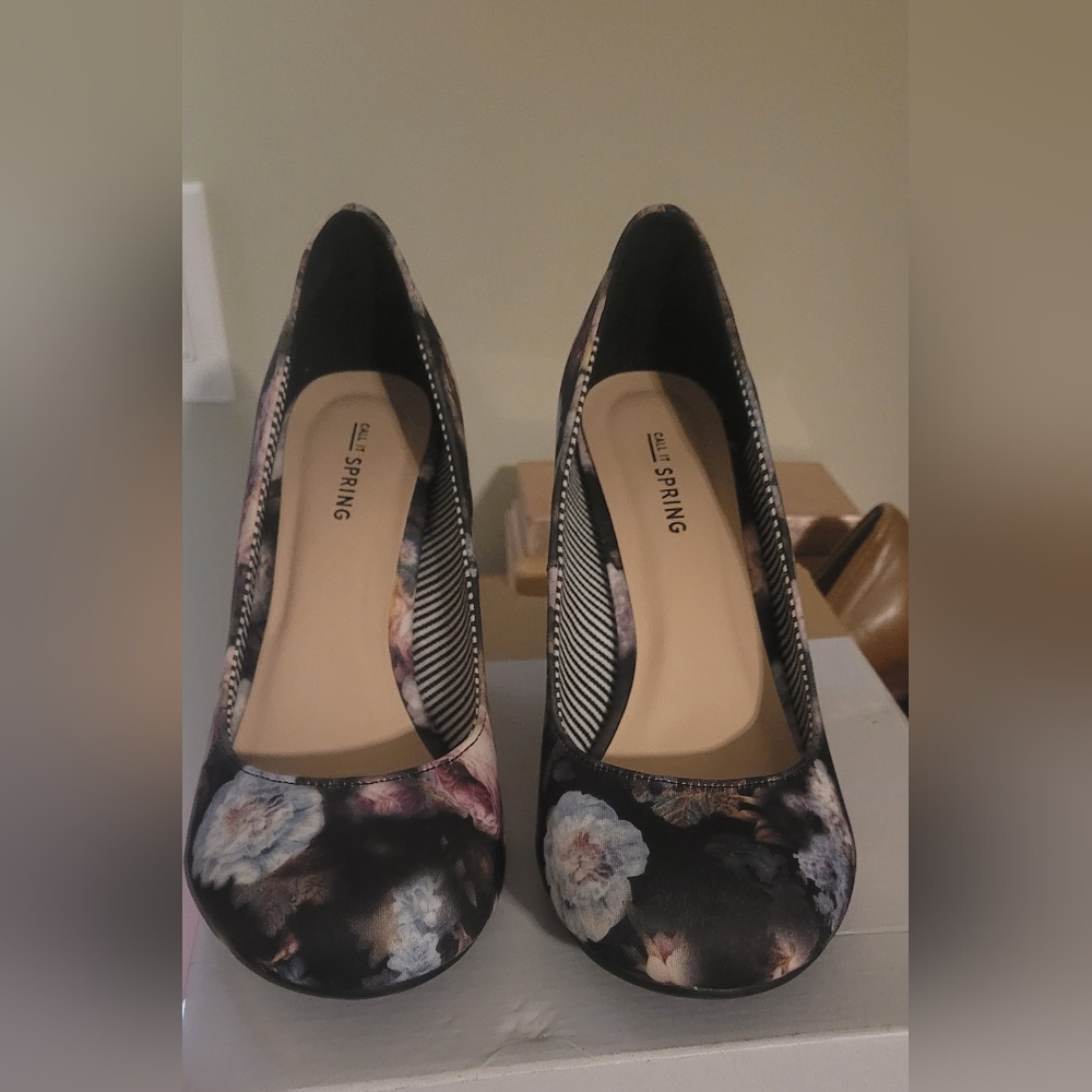 Spring shoes